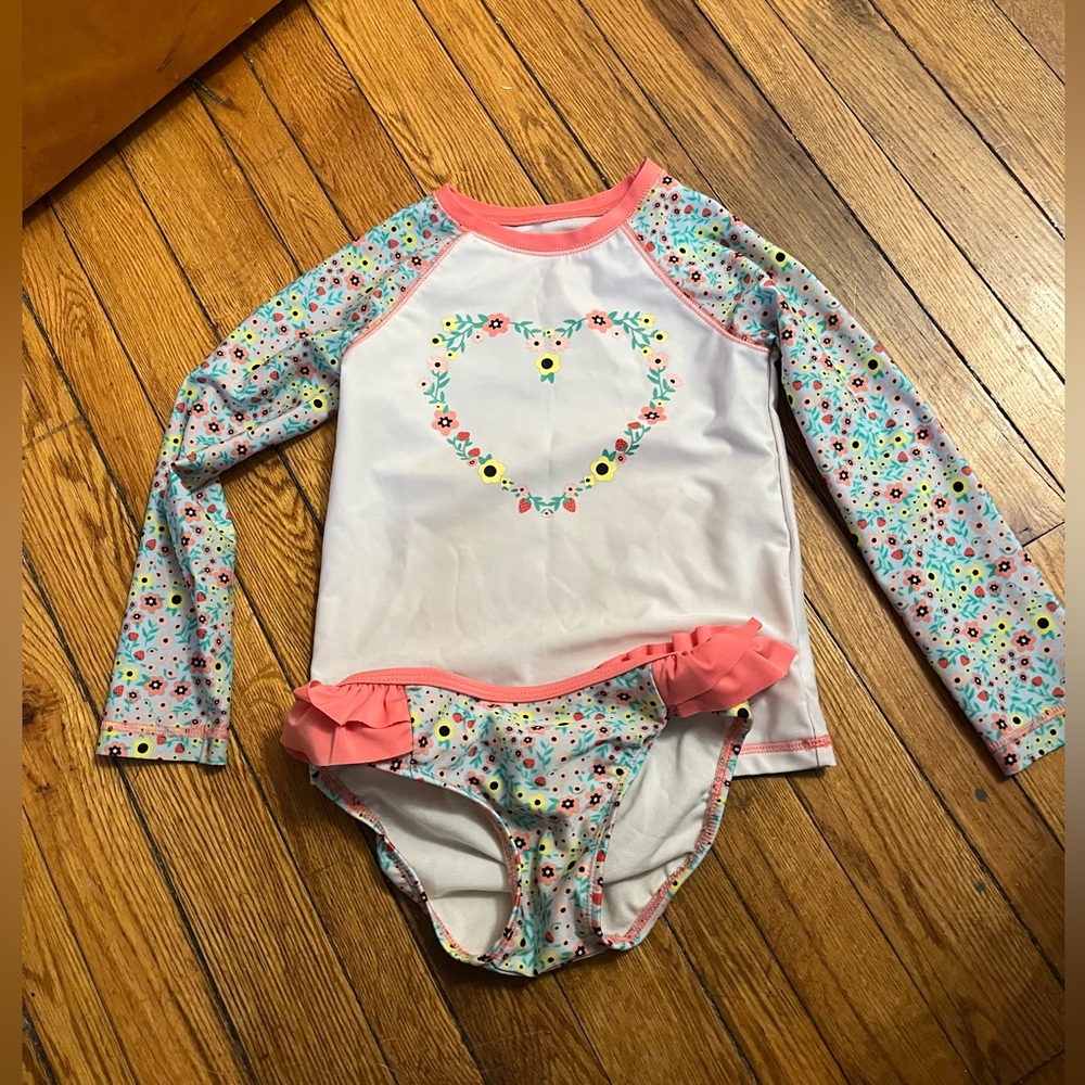 5T cat & jack rash guard bathing suit